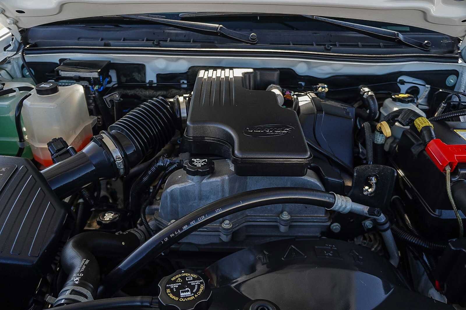 Thumbnail: 2012 Chevrolet Colorado - 25