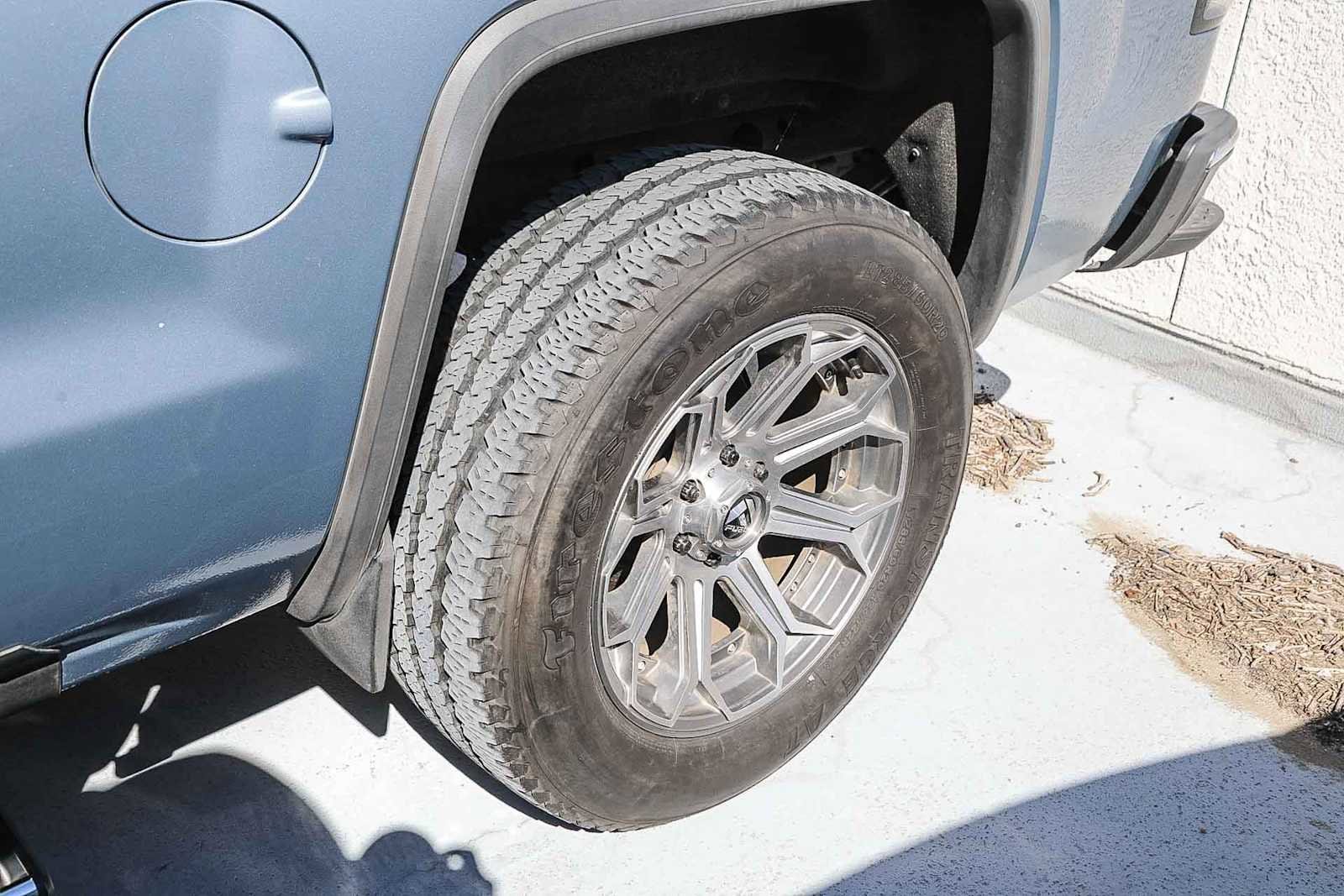 Thumbnail: 2016 GMC Sierra 1500 - 9