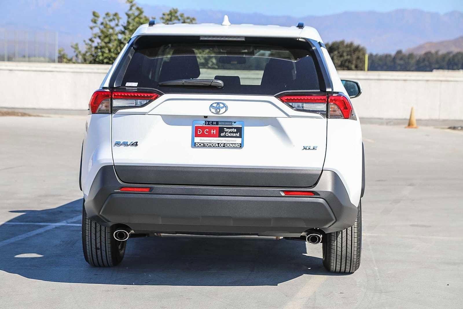 Thumbnail: 2025 Toyota RAV4 - 5