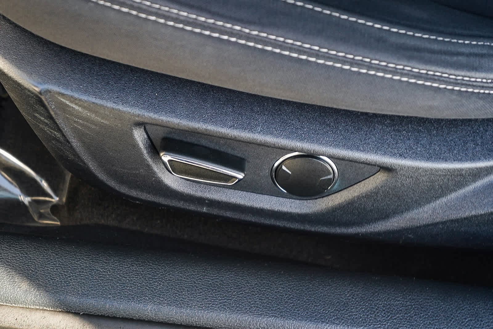 Thumbnail: 2015 Ford Mustang - 23