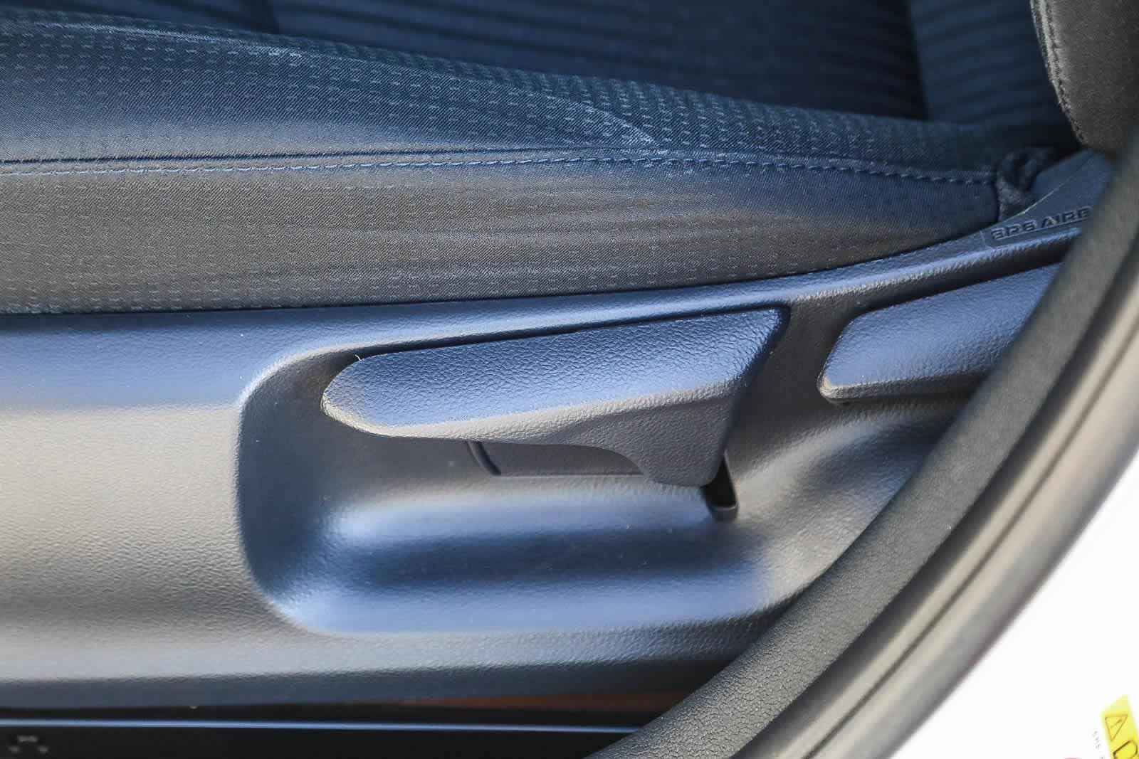 Thumbnail: 2017 Toyota Prius - 18