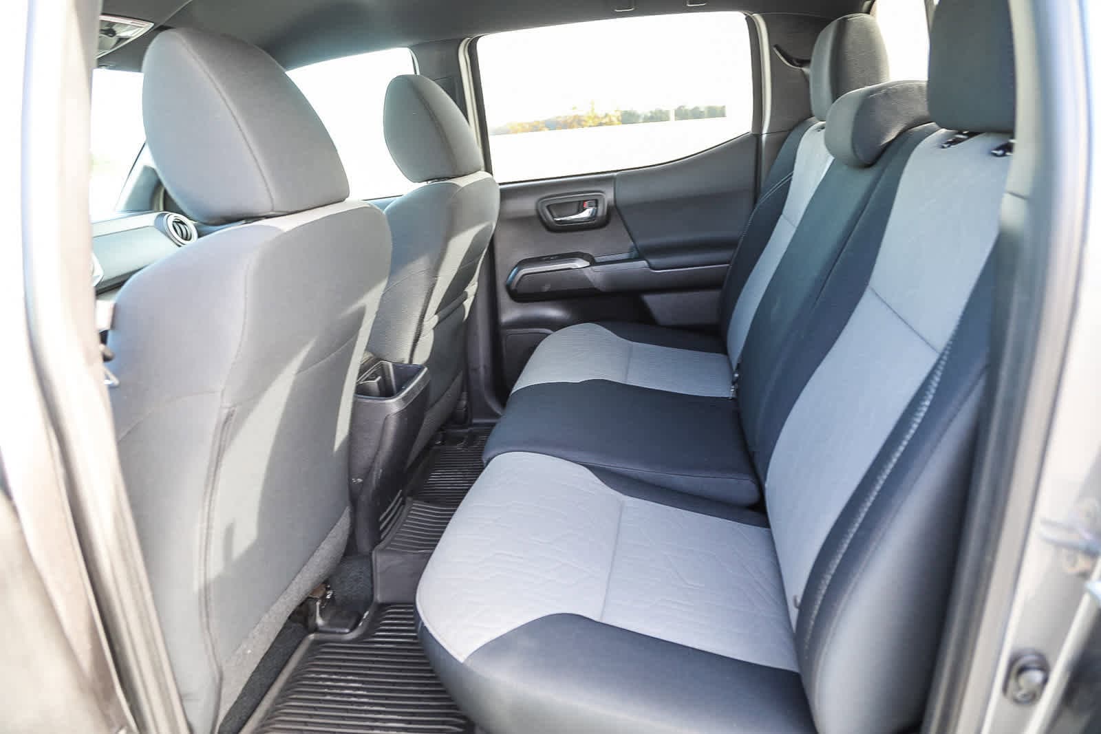 Thumbnail: 2020 Toyota Tacoma - 19