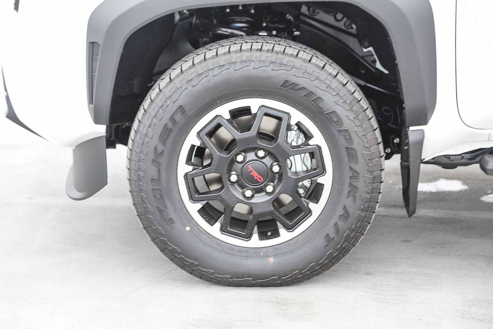 Thumbnail: 2025 Toyota Tacoma - 10