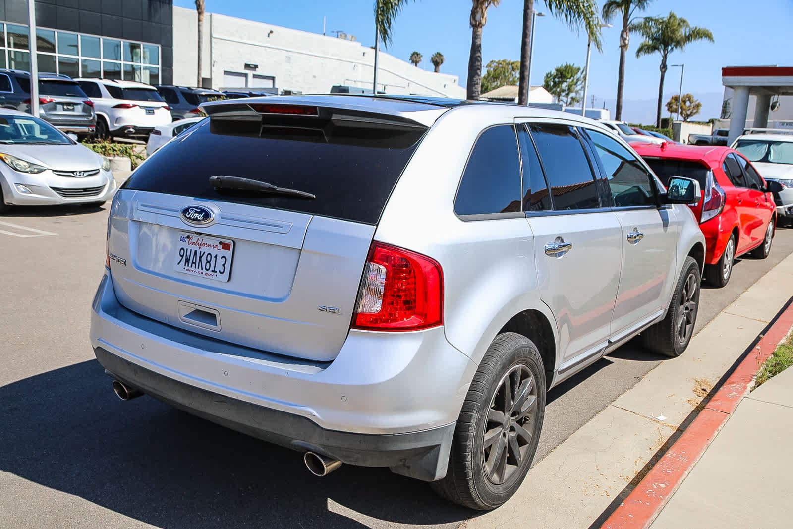 Thumbnail: 2011 Ford Edge - 5