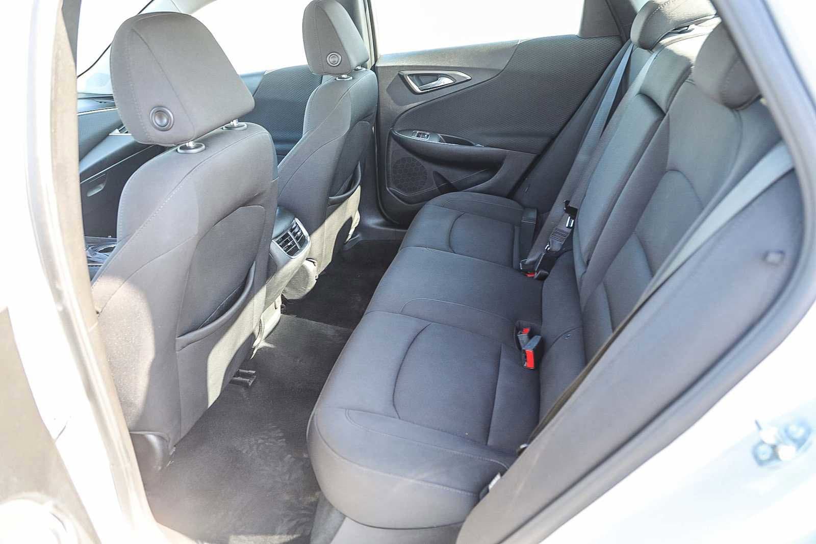 Thumbnail: 2020 Chevrolet Malibu - 18