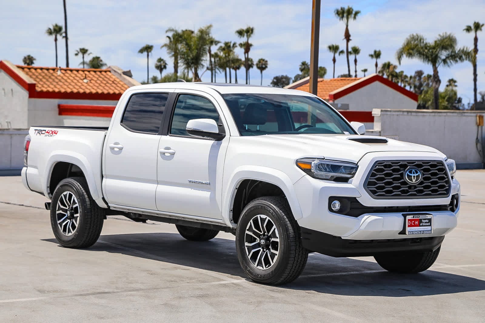Thumbnail: 2023 Toyota Tacoma - 5