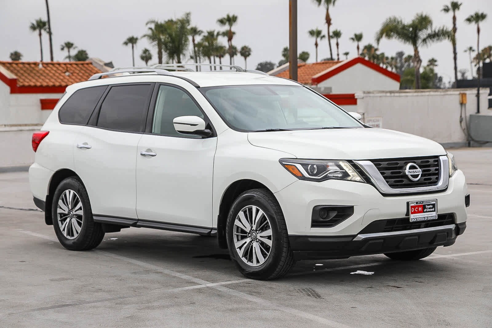 Thumbnail: 2020 Nissan Pathfinder - 3