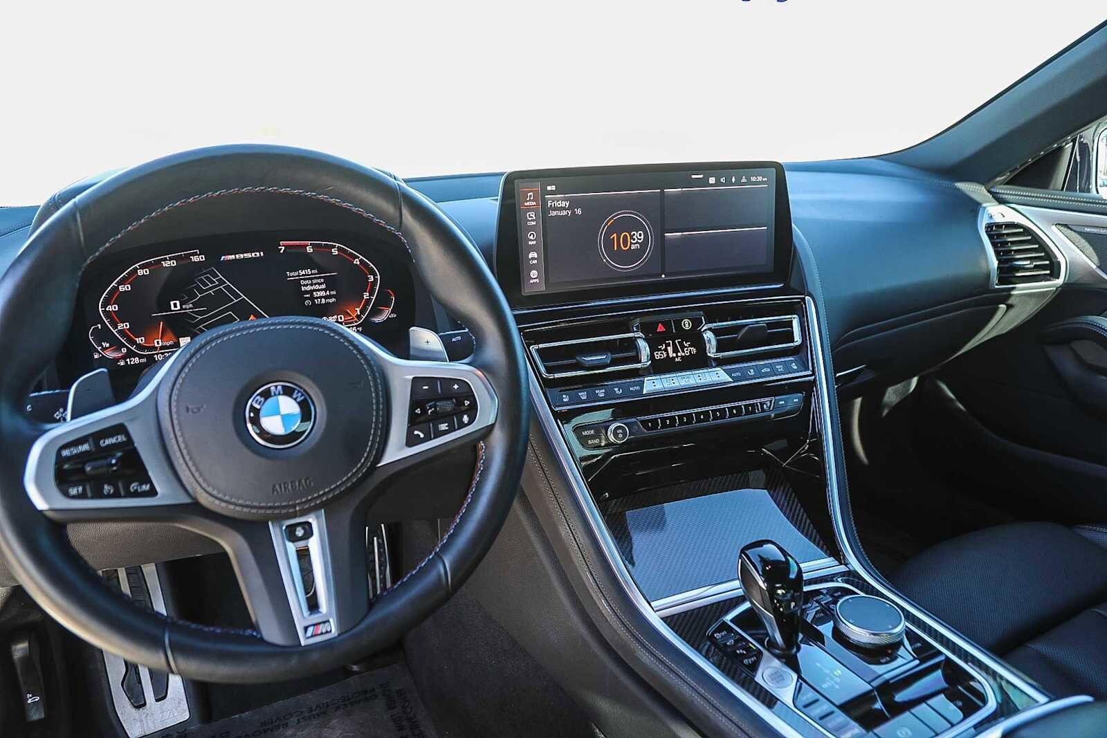 Thumbnail: 2024 BMW 8 Series - 18