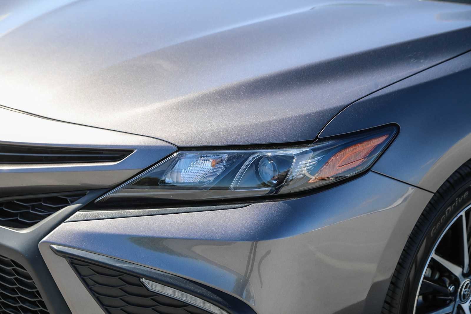 2023 Toyota Camry SE 6