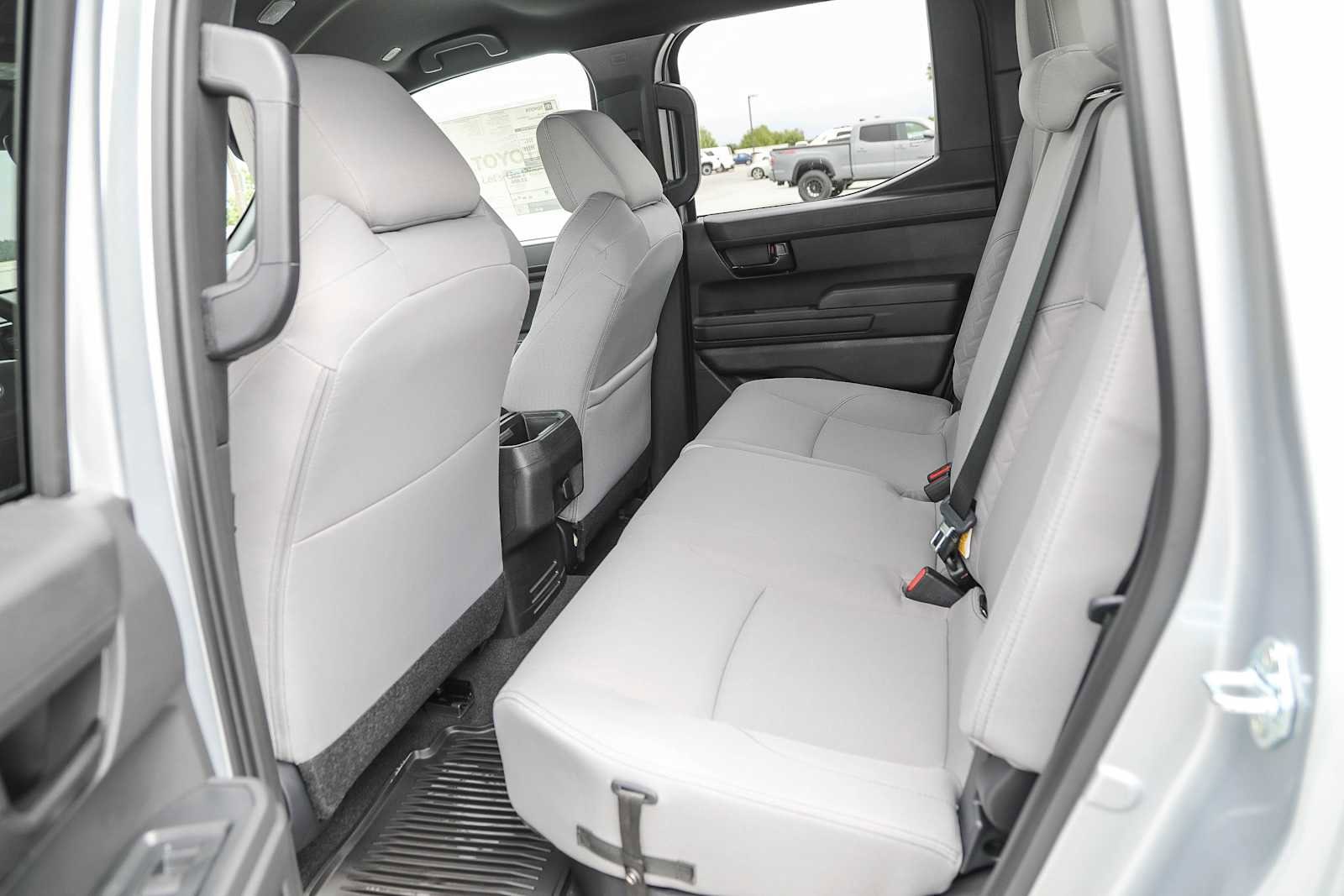 2025 Toyota Tacoma SR5 20