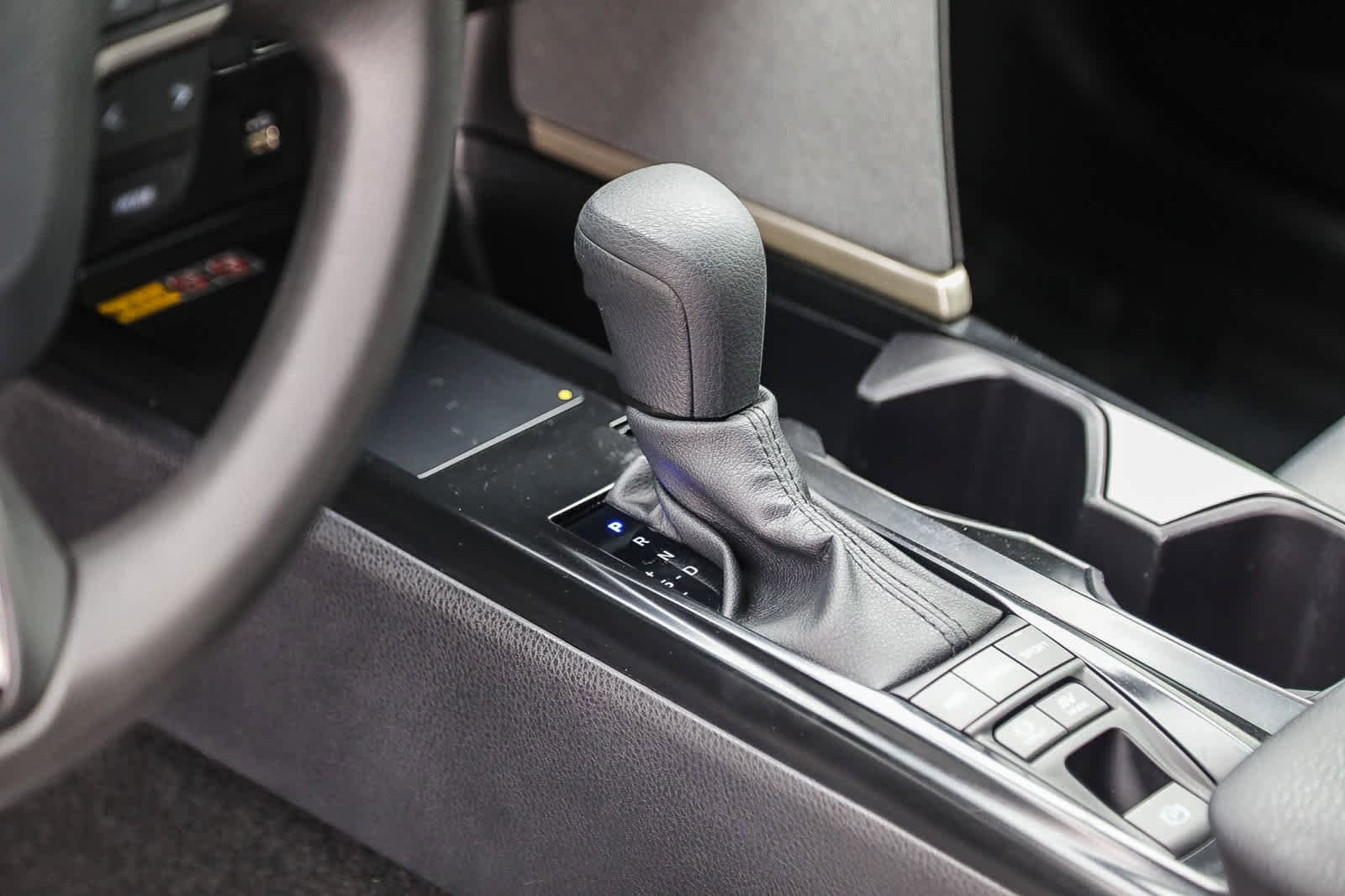 Thumbnail: 2025 Toyota Camry - 19