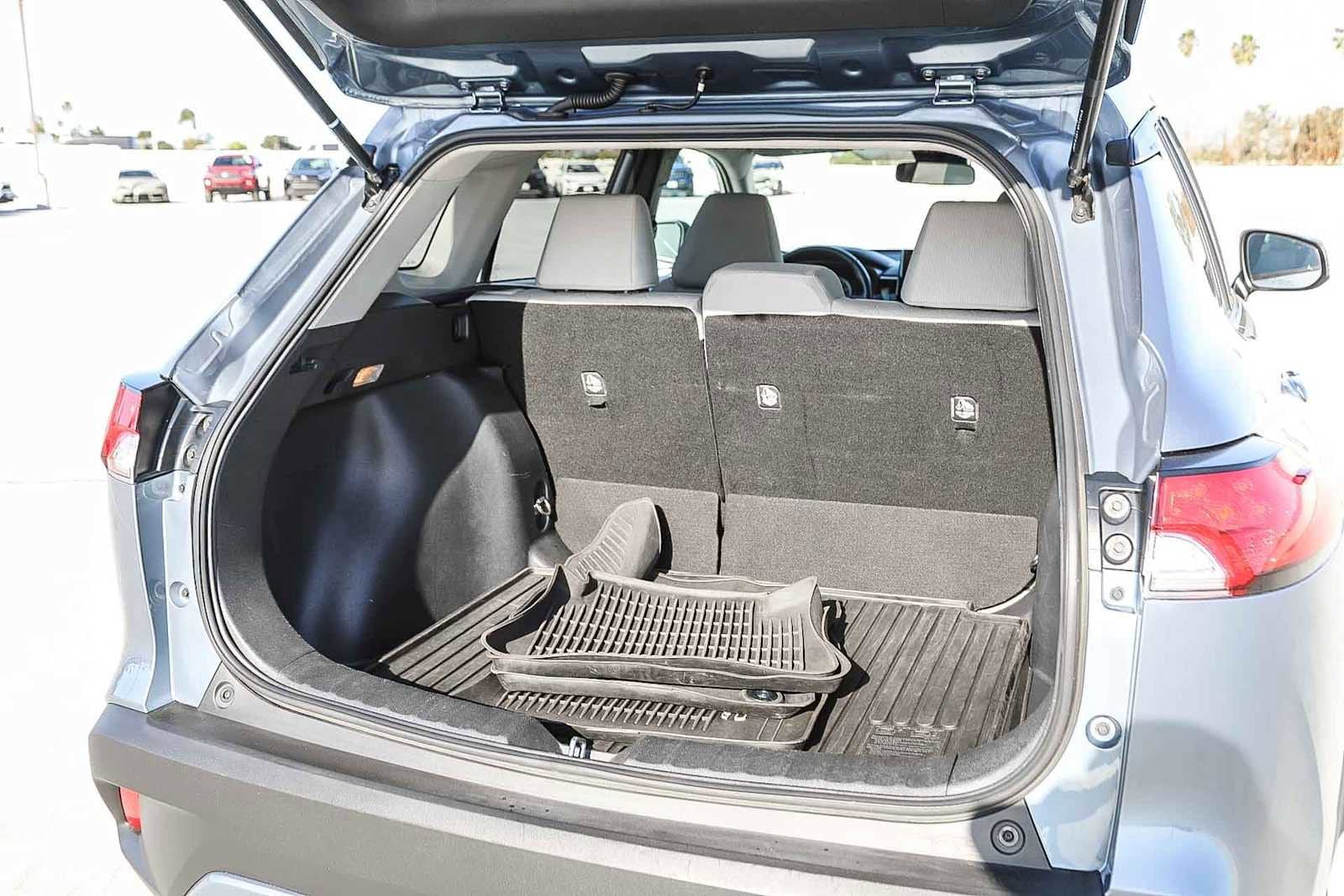 Thumbnail: 2022 Toyota Corolla Cross - 26