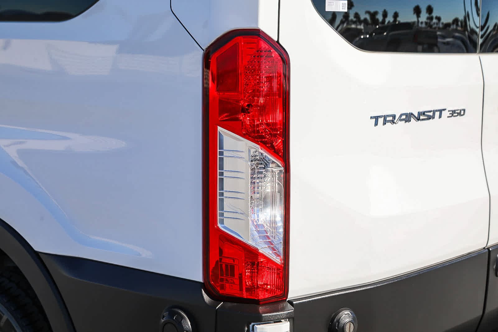 Thumbnail: 2020 Ford Transit Series - 9