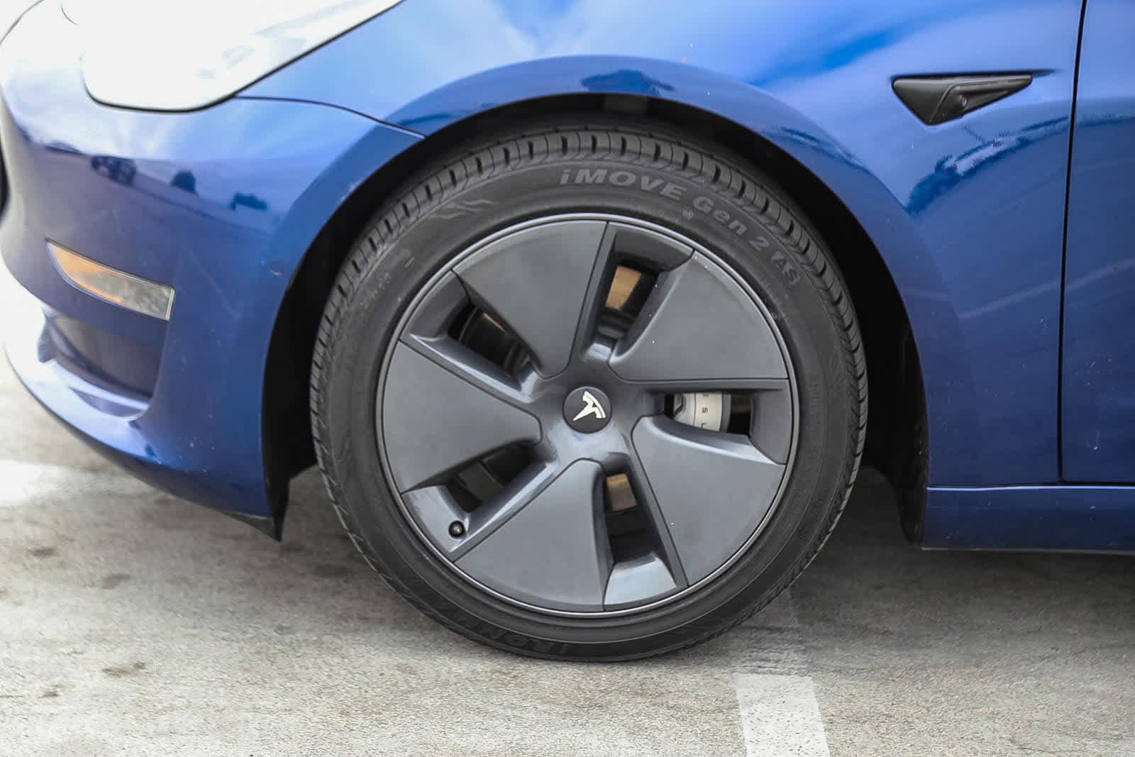 Thumbnail: 2022 Tesla Model 3 - 10
