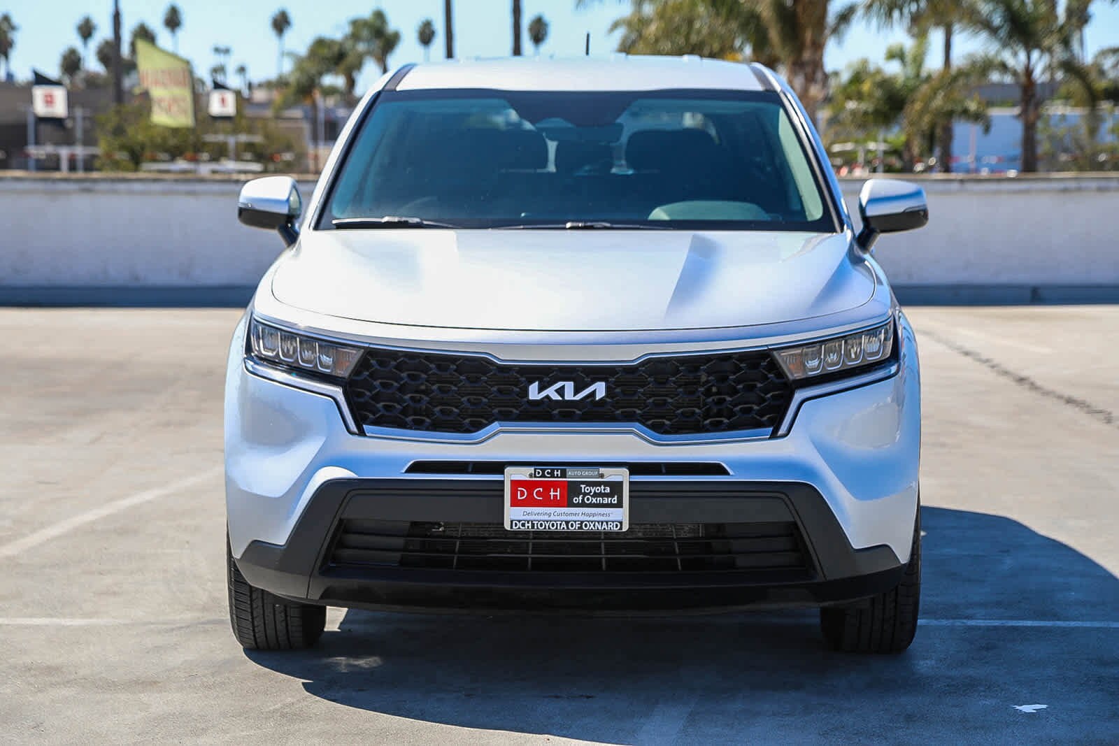 2022 Kia Sorento LX photo 2