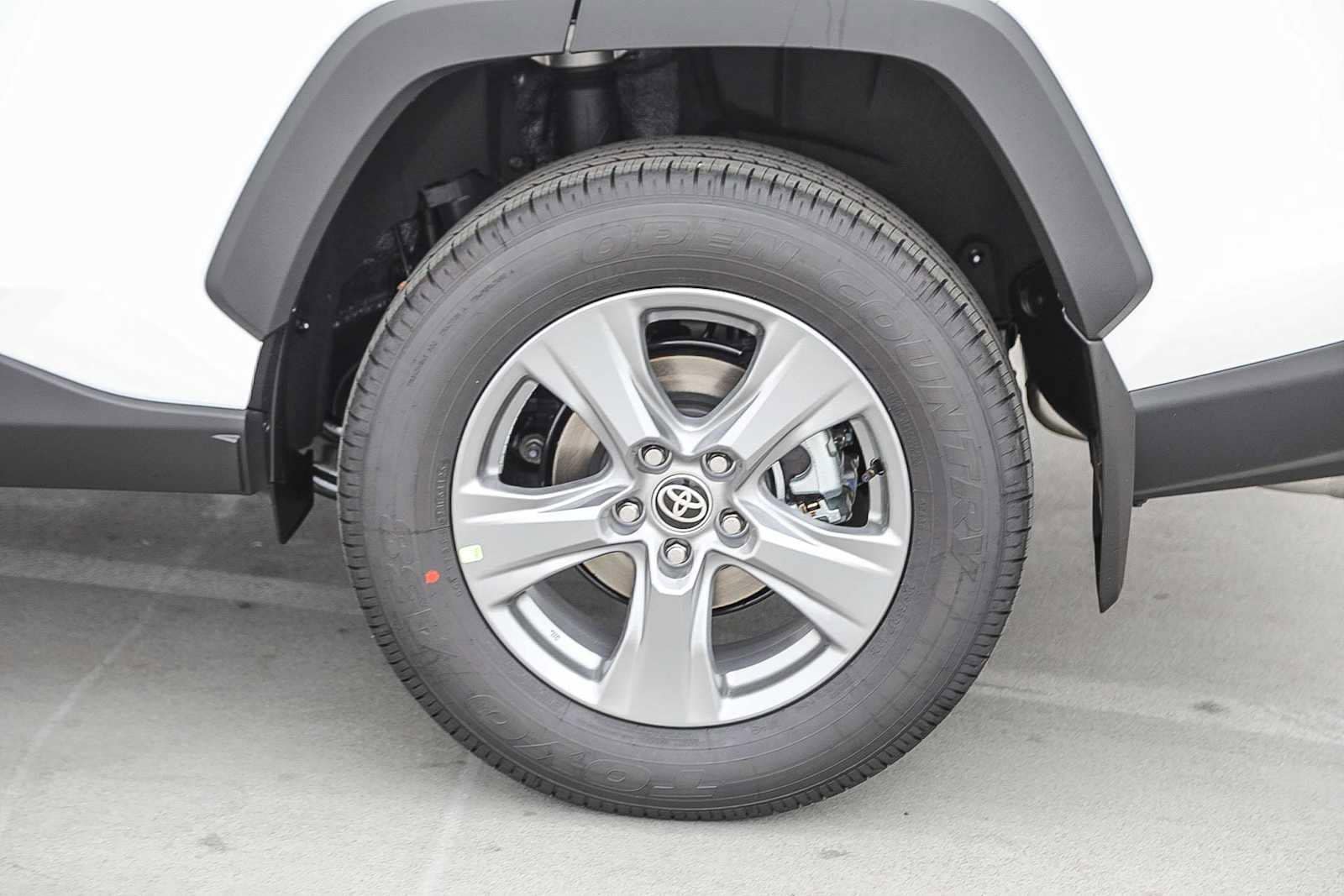 Thumbnail: 2025 Toyota RAV4 - 11