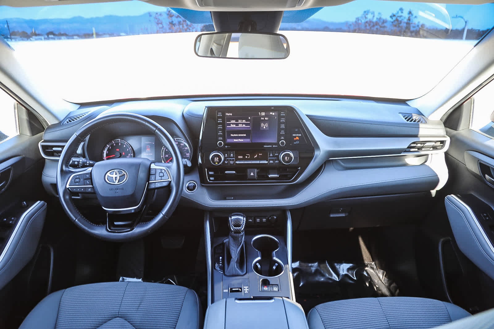 Thumbnail: 2020 Toyota Highlander - 12