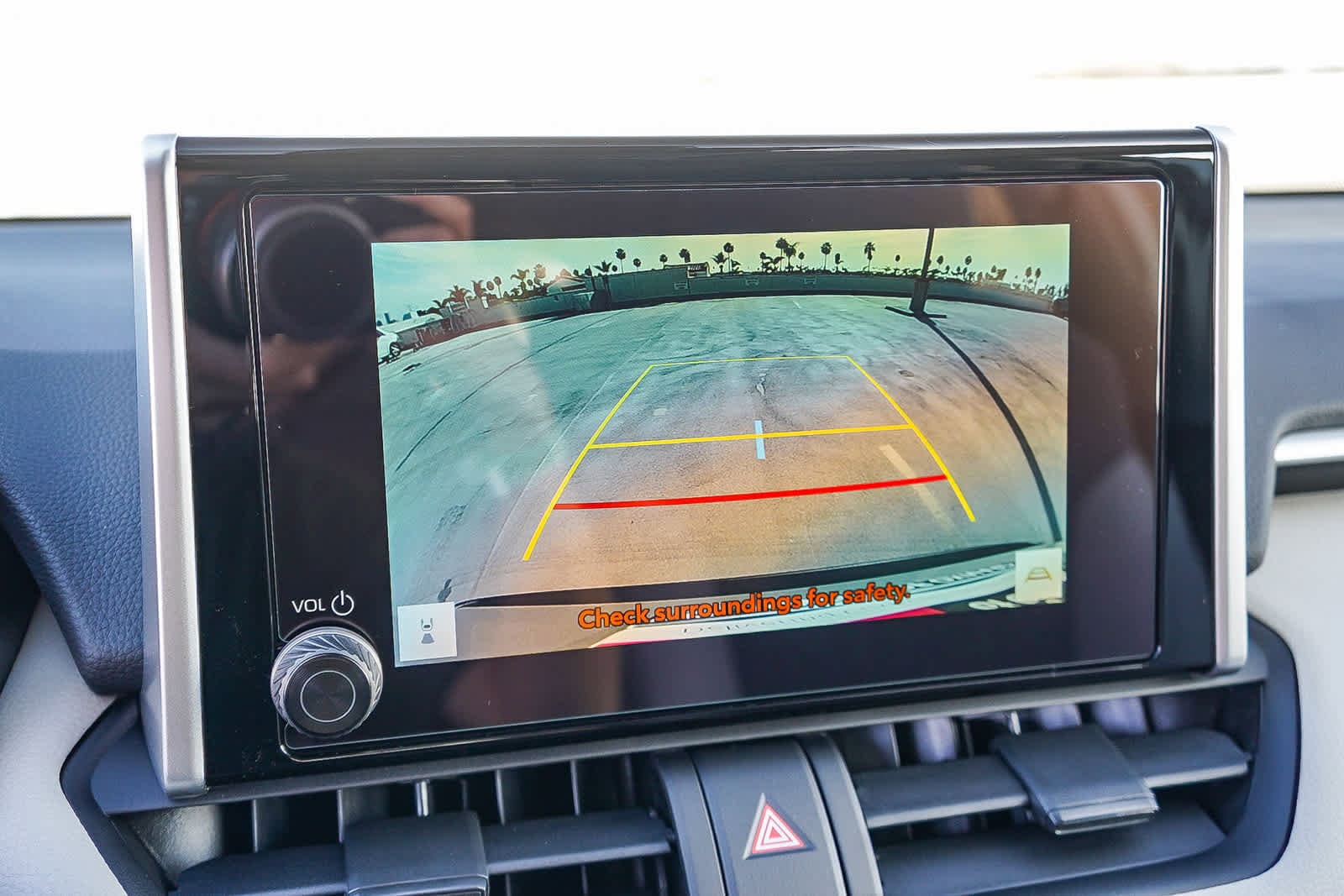 Thumbnail: 2025 Toyota RAV4 - 31