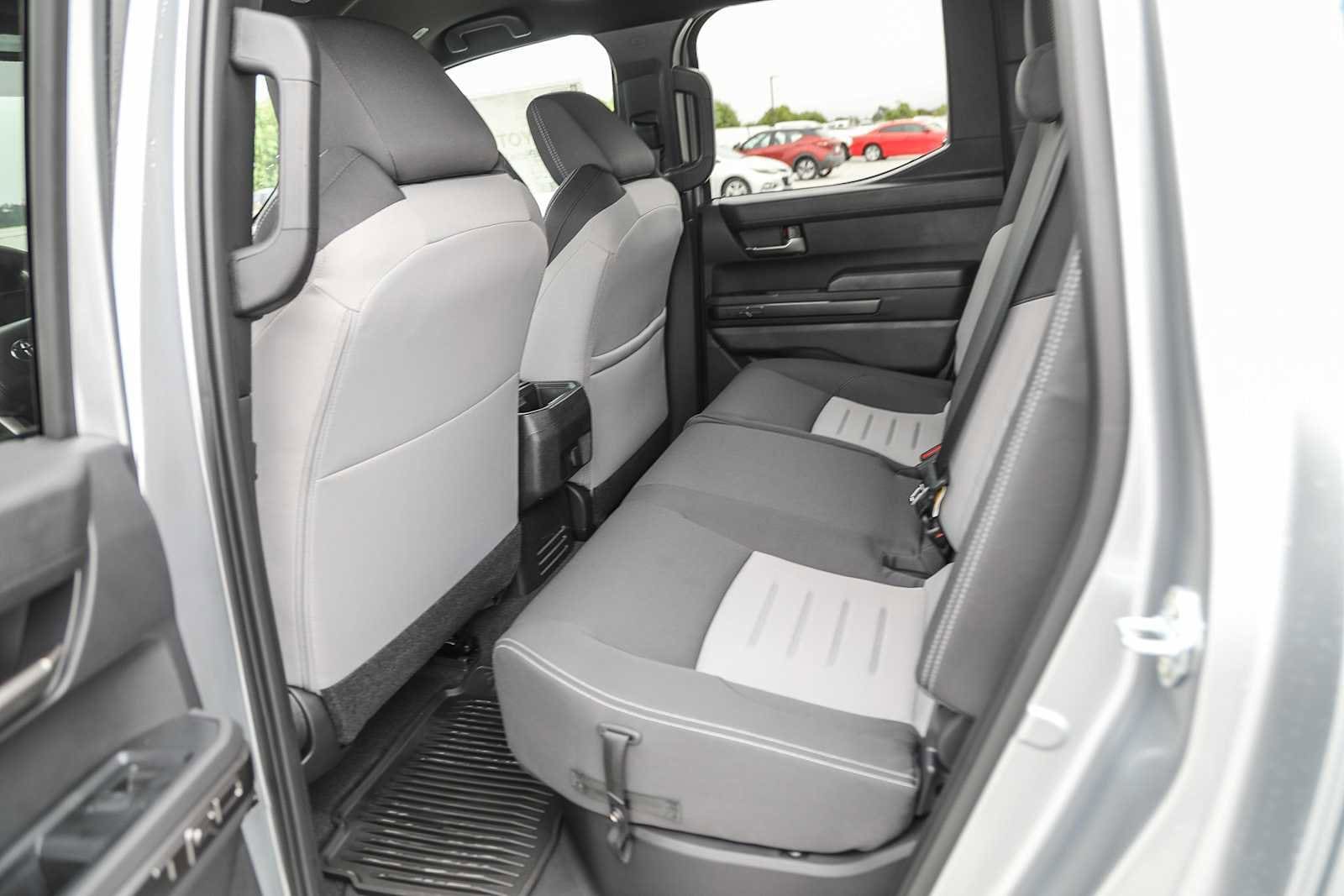 2025 Toyota Tacoma TRD Off-Road 19