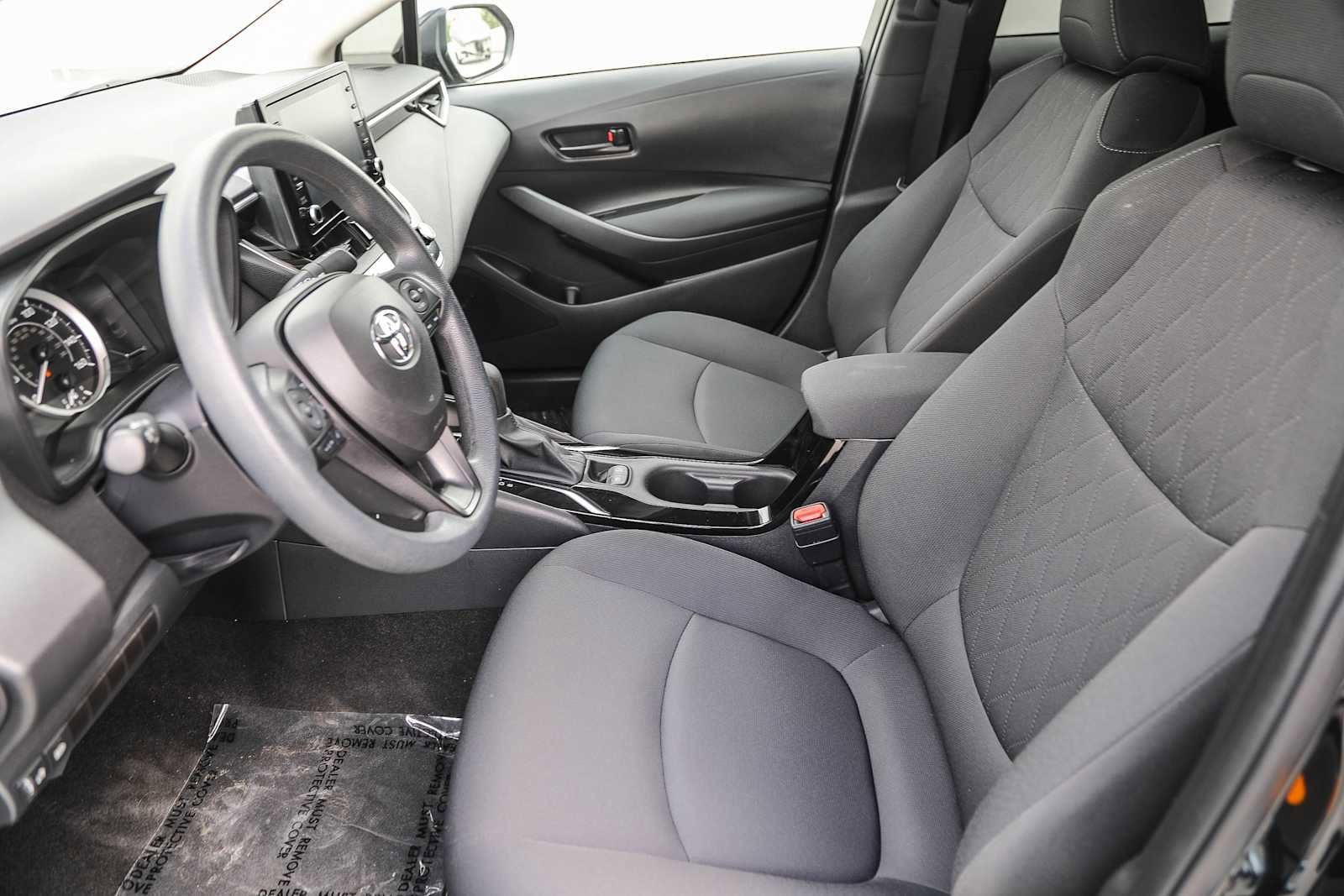 2022 Toyota Corolla LE 17