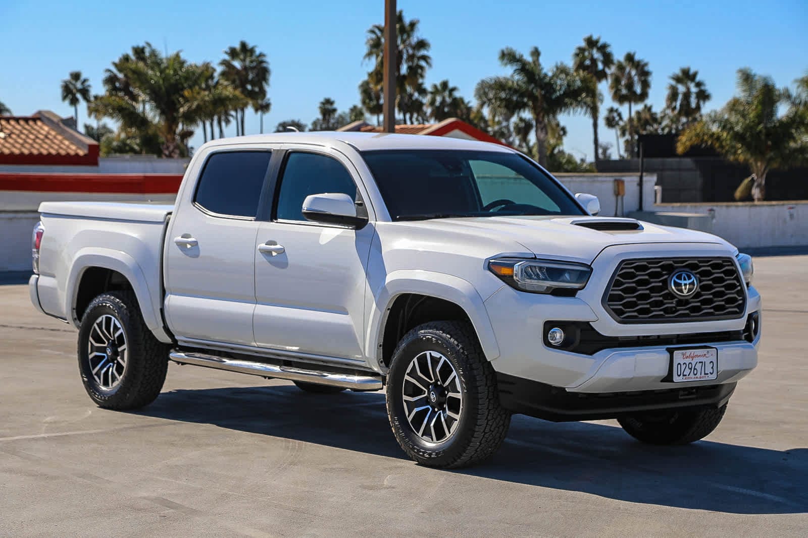 Thumbnail: 2022 Toyota Tacoma - 5