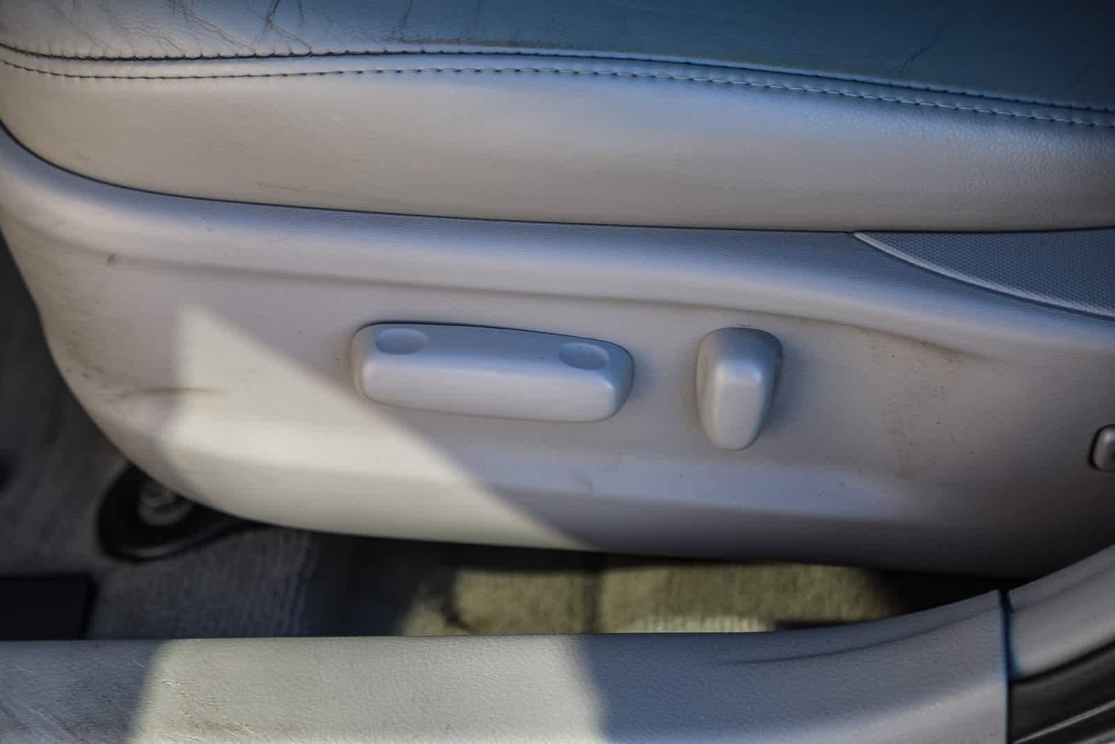 Thumbnail: 2009 Toyota Camry - 19