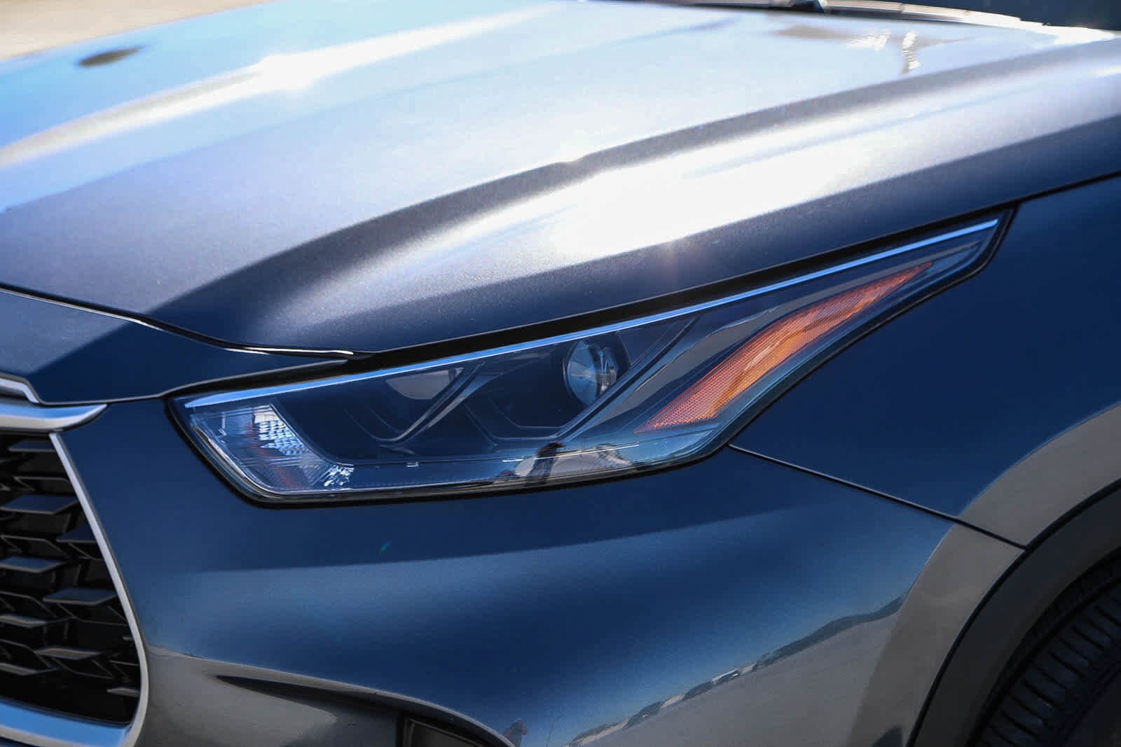 Thumbnail: 2023 Toyota Highlander - 8