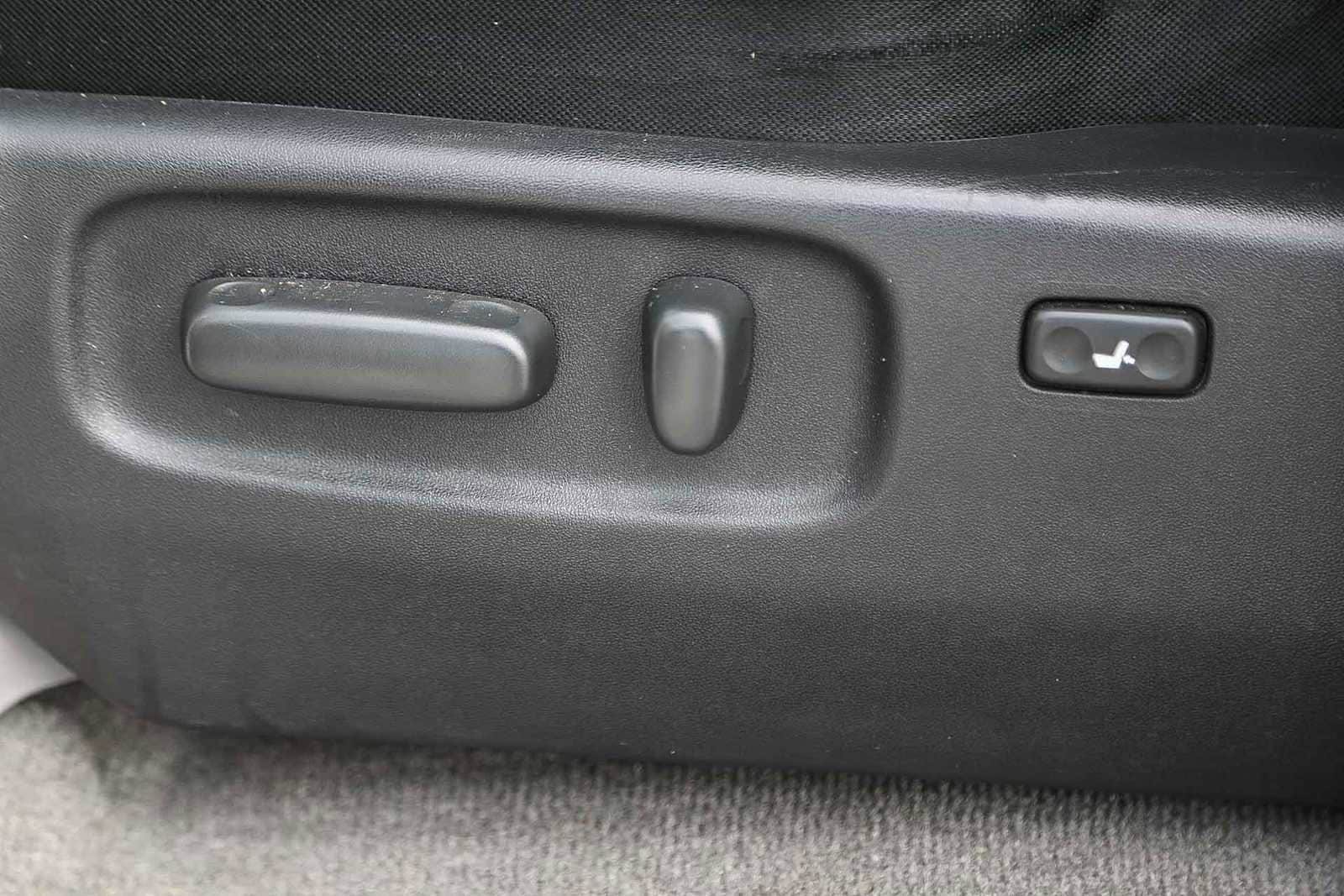 Thumbnail: 2008 Toyota 4Runner - 18