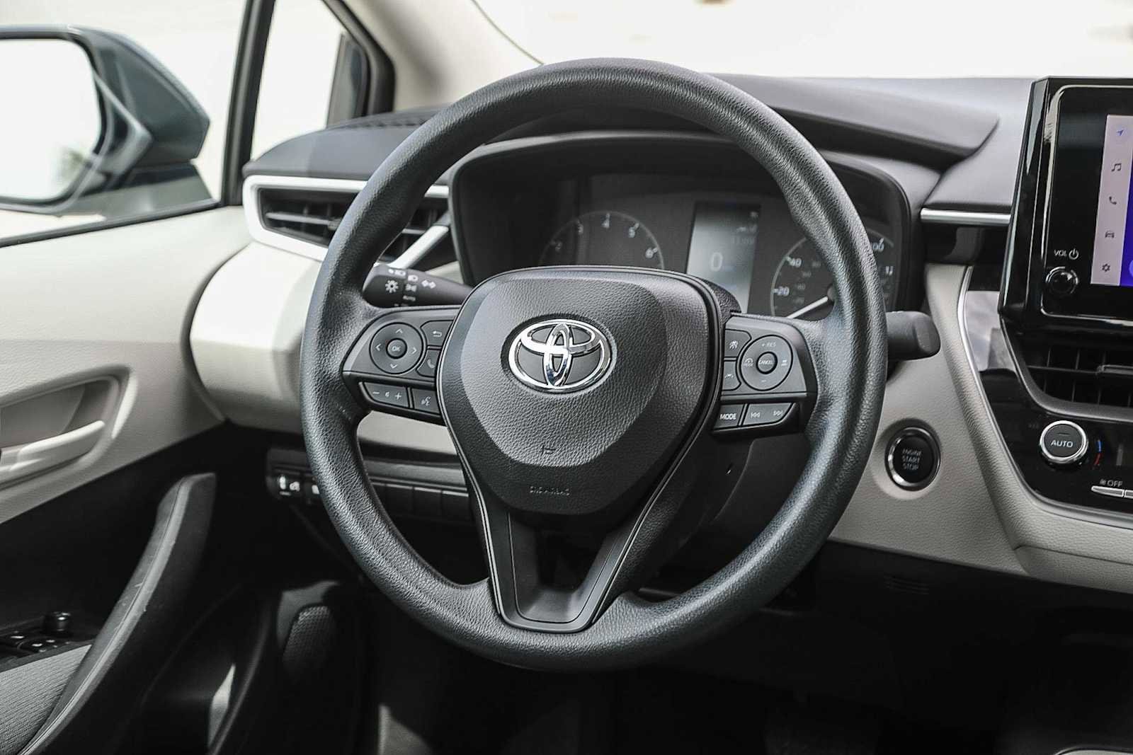 Thumbnail: 2025 Toyota Corolla - 15