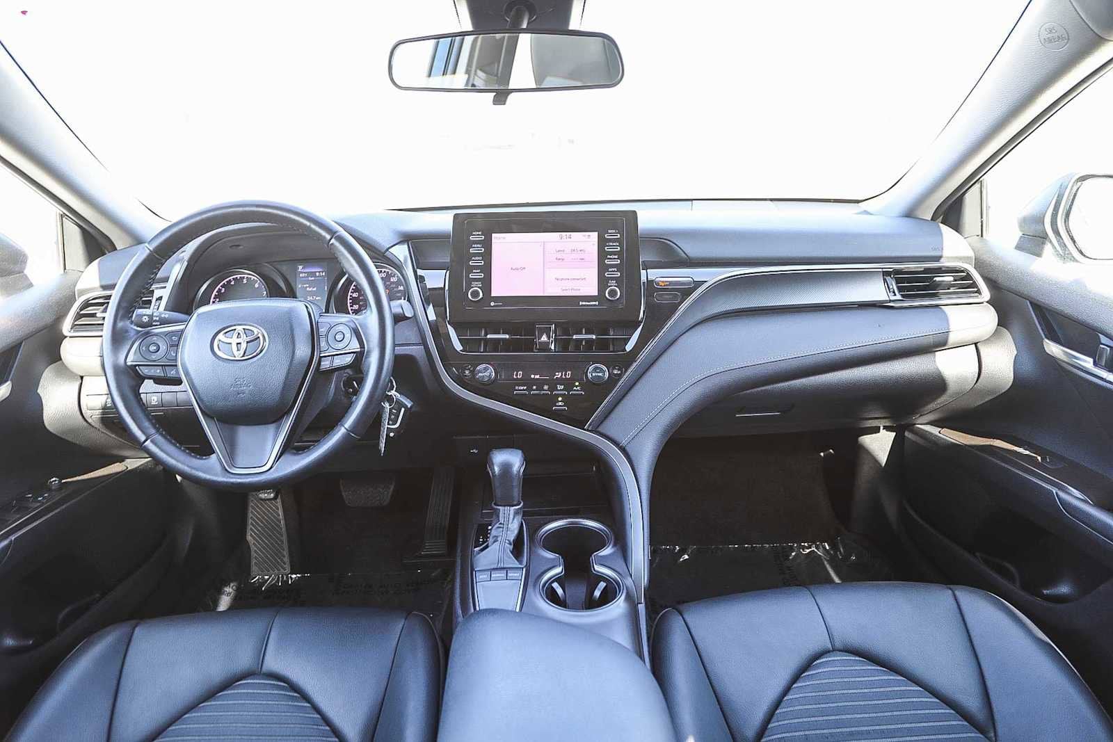 Thumbnail: 2023 Toyota Camry - 12
