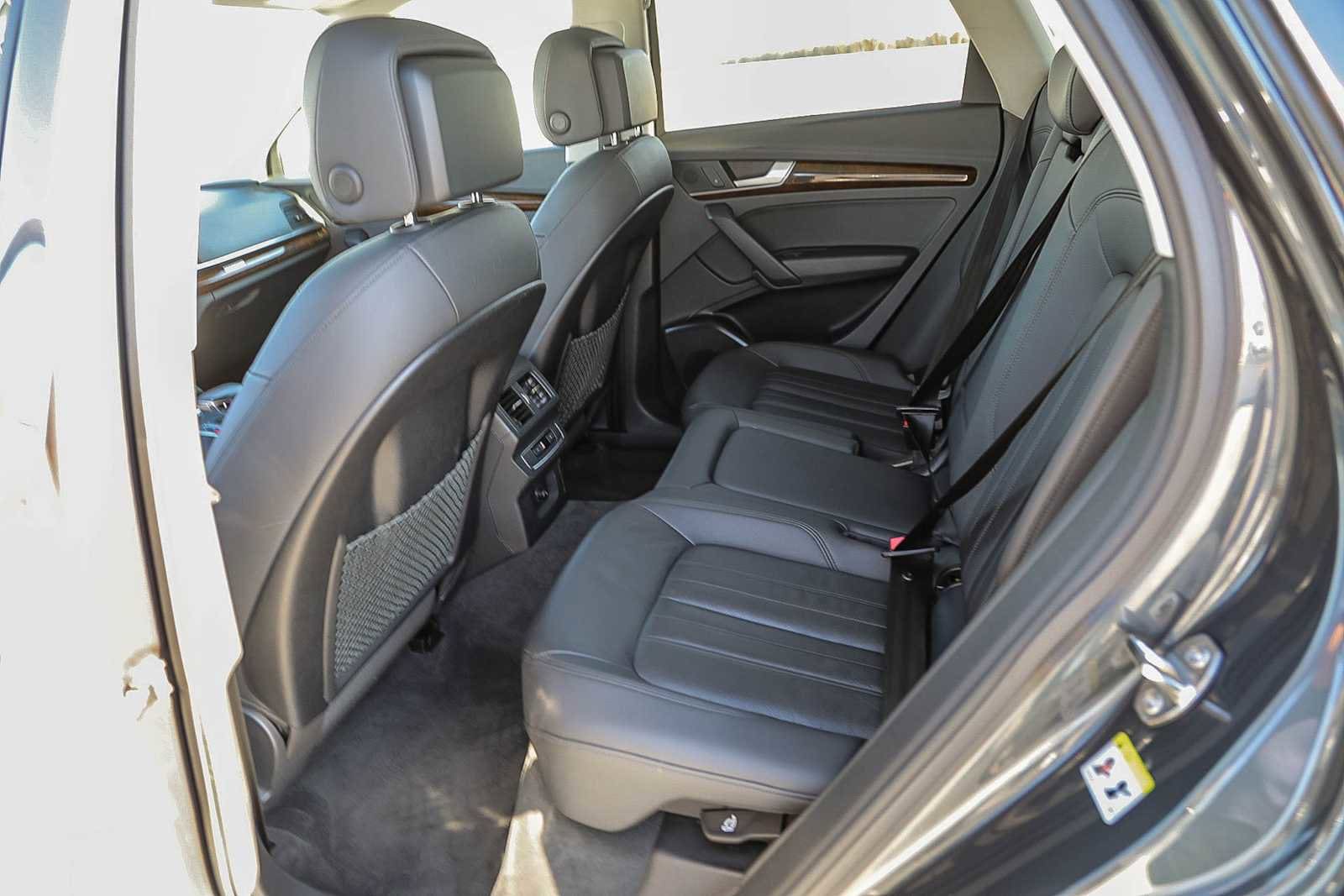 Thumbnail: 2020 Audi Q5 - 17