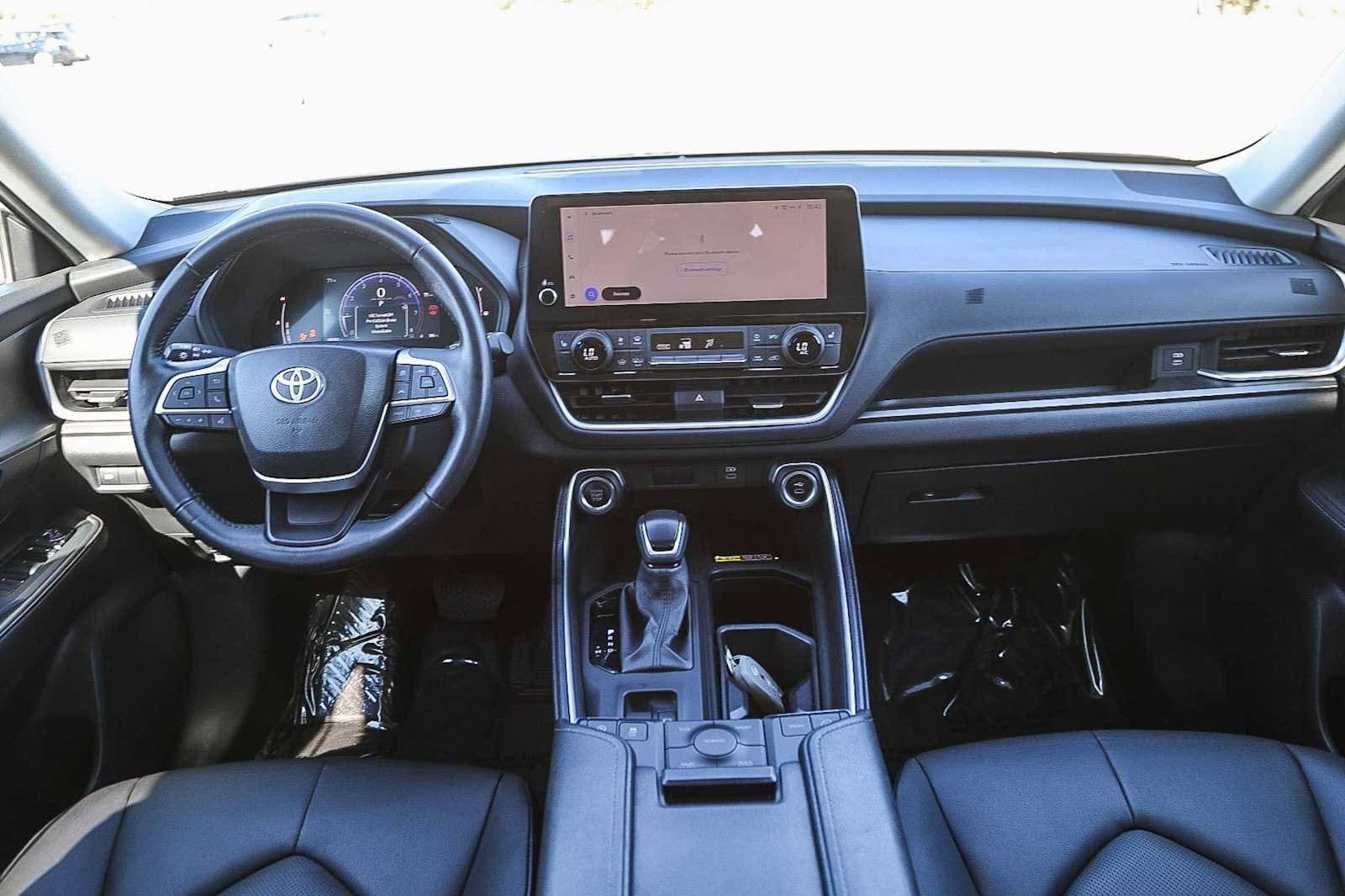 Thumbnail: 2024 Toyota Grand Highlander - 15