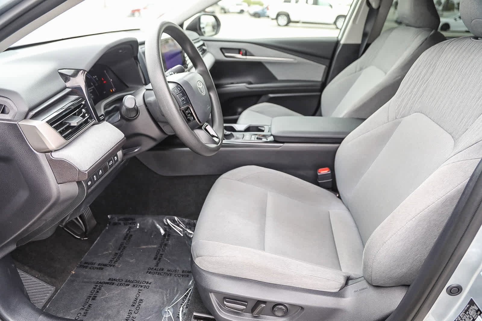 Thumbnail: 2025 Toyota Camry - 16