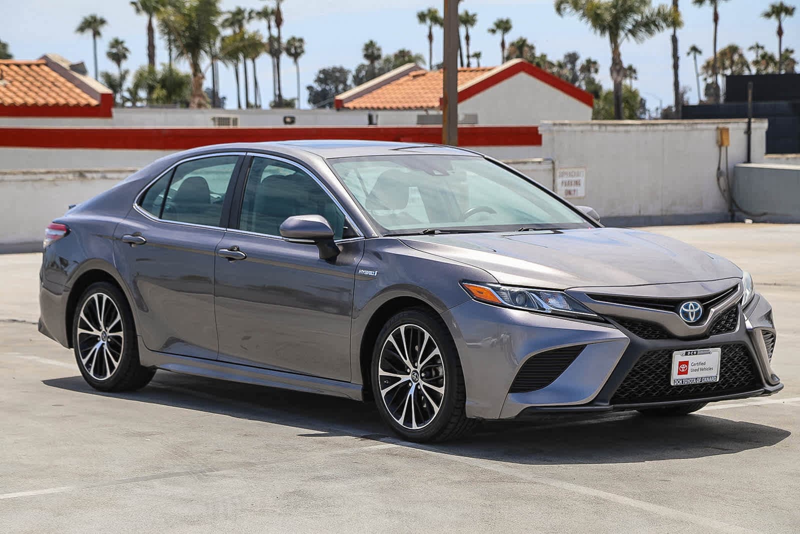 Thumbnail: 2019 Toyota Camry - 4