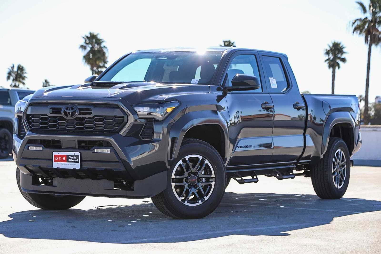 2026 Toyota Tacoma TRD Sport's photo
