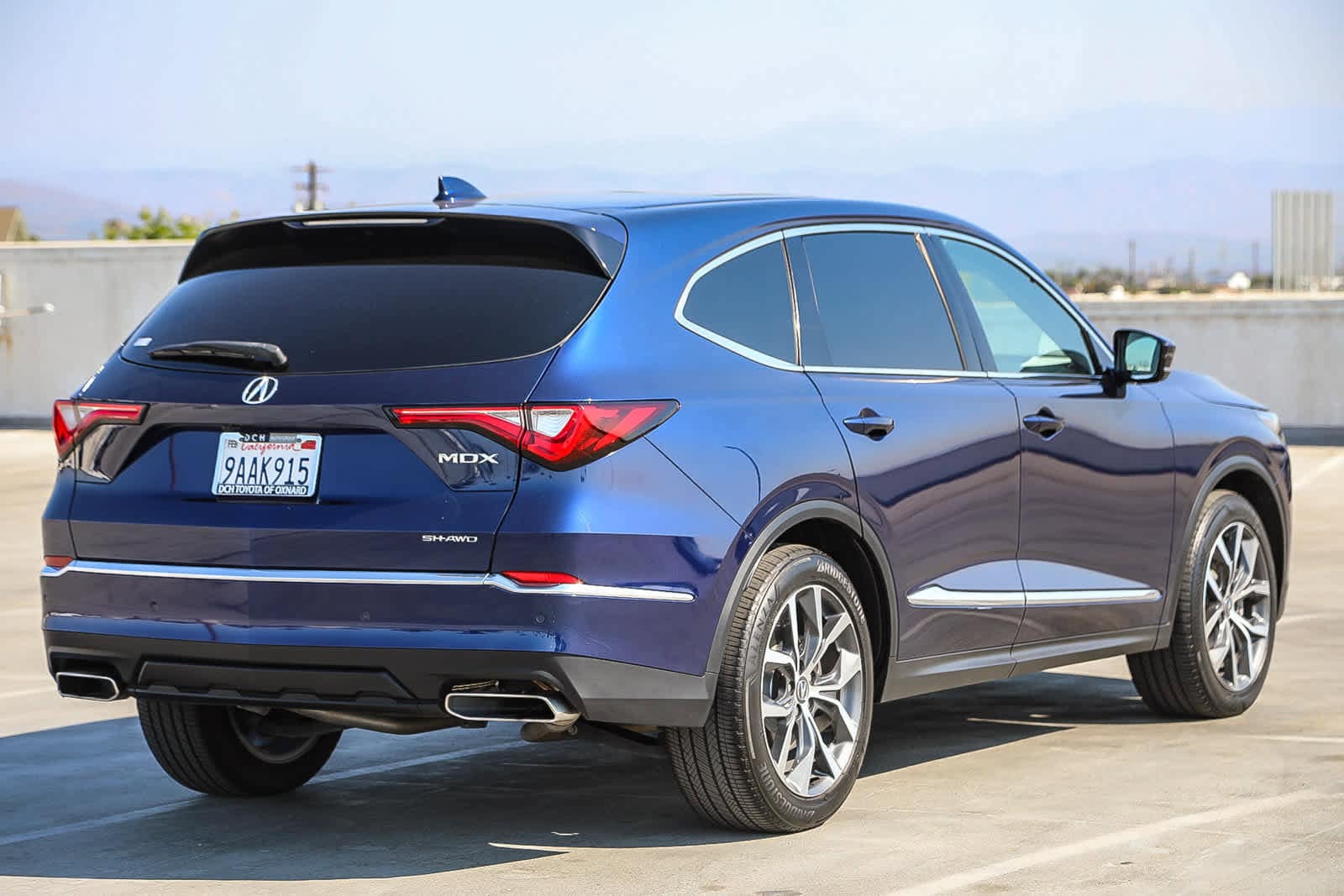 Thumbnail: 2022 Acura MDX - 4