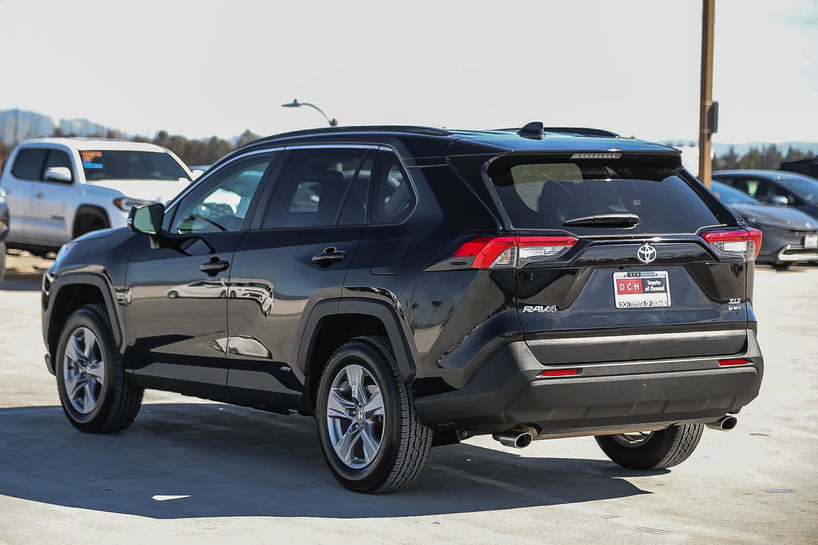 Thumbnail: 2025 Toyota RAV4 - 8