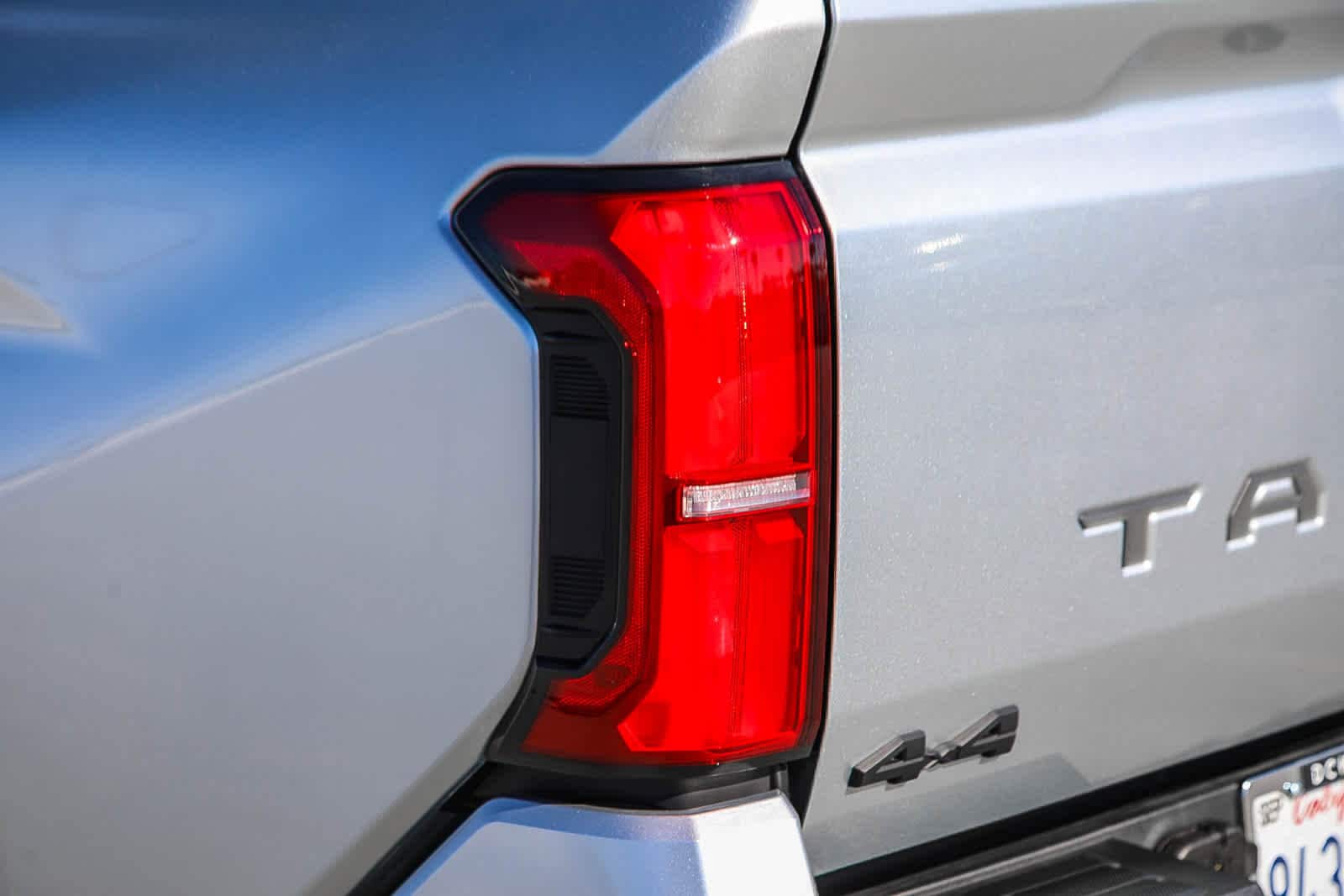 Thumbnail: 2025 Toyota Tacoma - 10