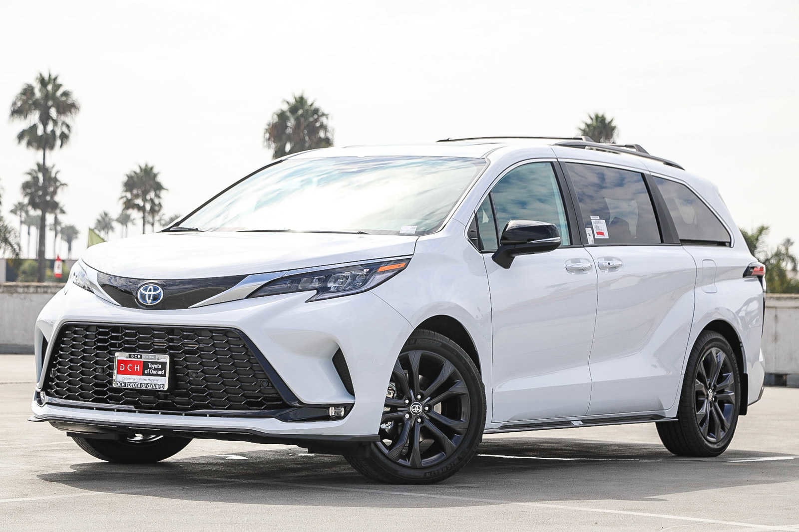 2024 Toyota Sienna XSE -
                Oxnard, CA