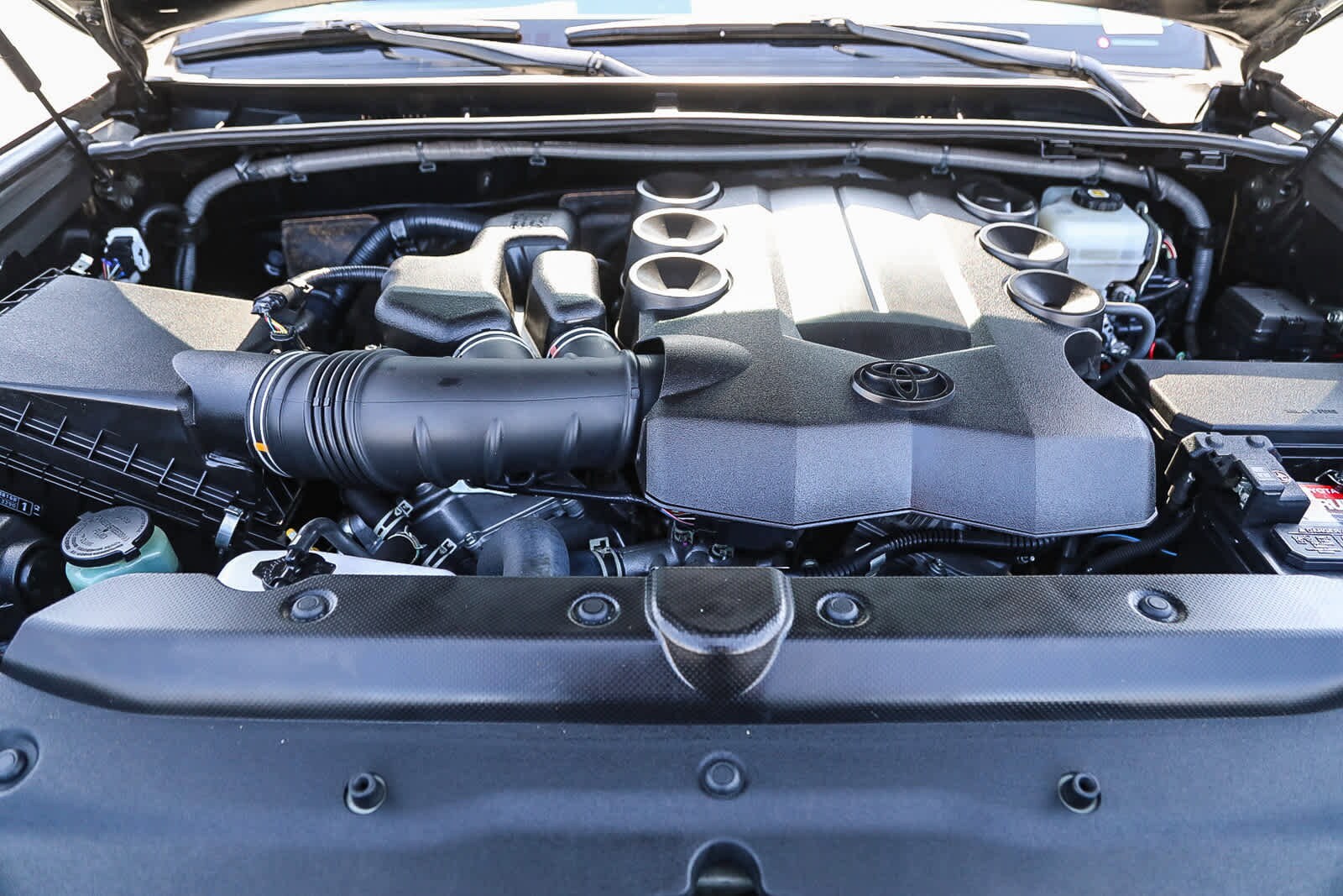 Thumbnail: 2022 Toyota 4Runner - 25