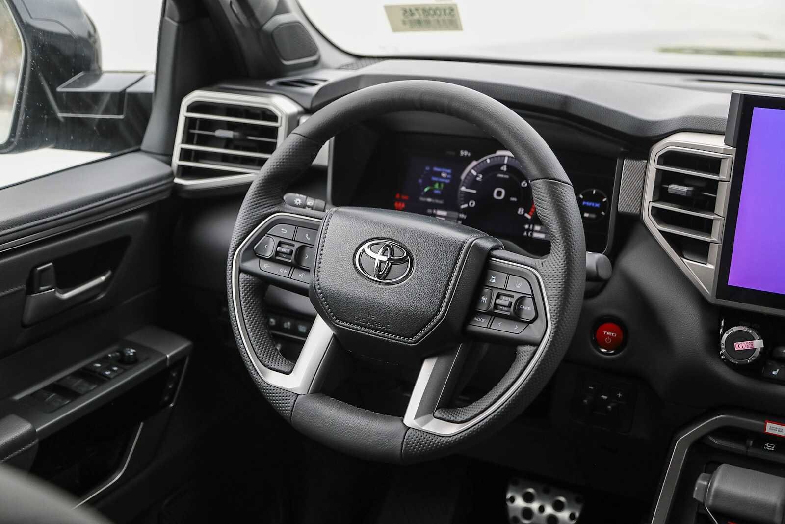 Thumbnail: 2025 Toyota Tundra - 17