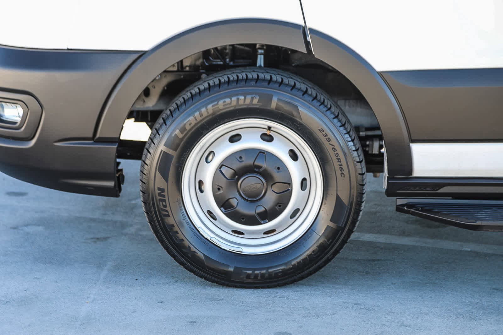 Thumbnail: 2020 Ford Transit Series - 10