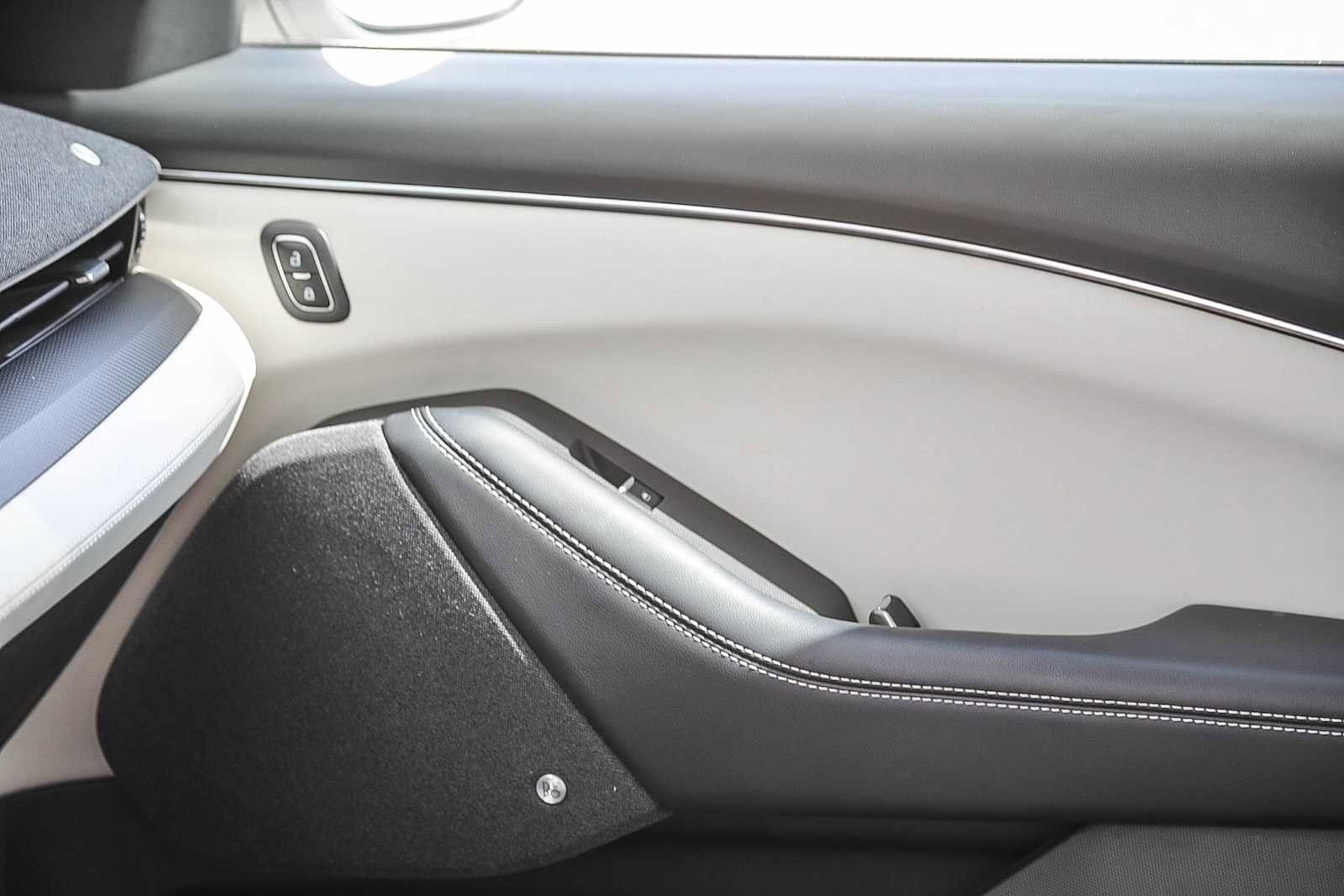 Thumbnail: 2021 Ford Mustang Mach-E - 21