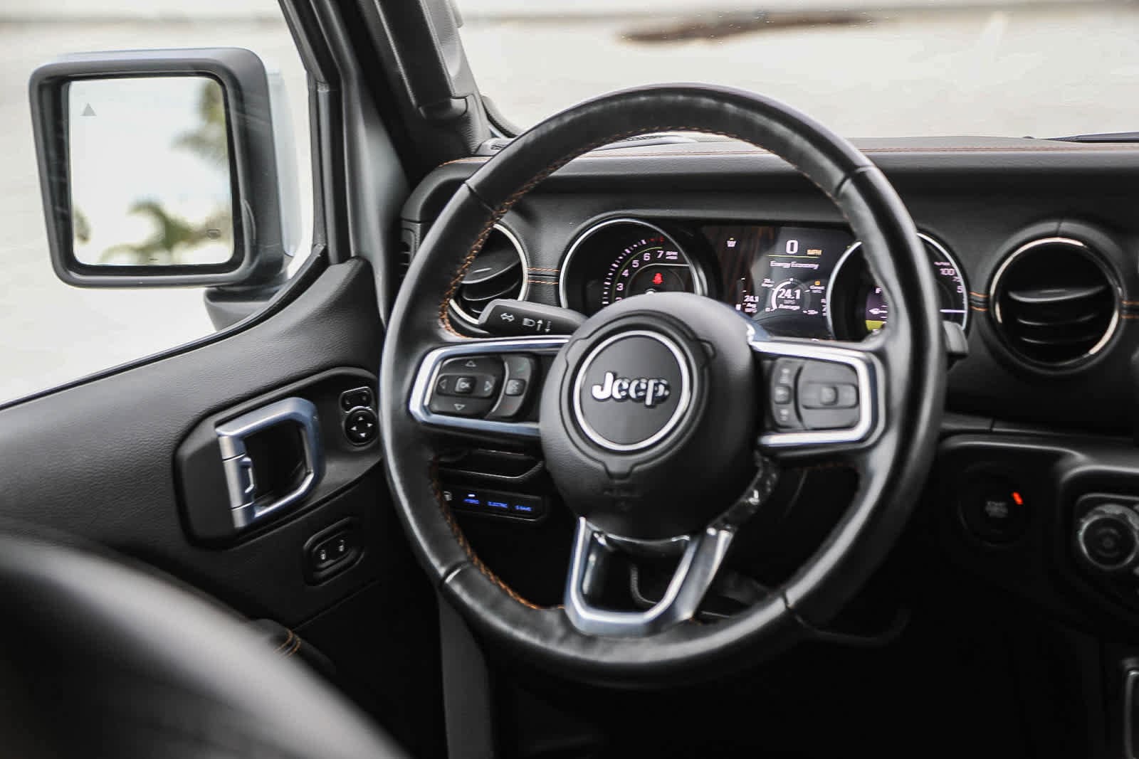 Thumbnail: 2022 Jeep Wrangler - 15