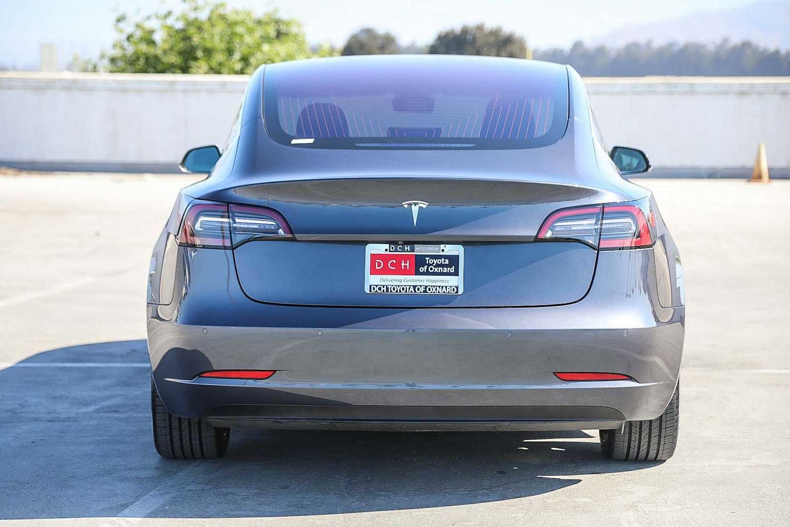 Thumbnail: 2018 Tesla Model 3 - 5