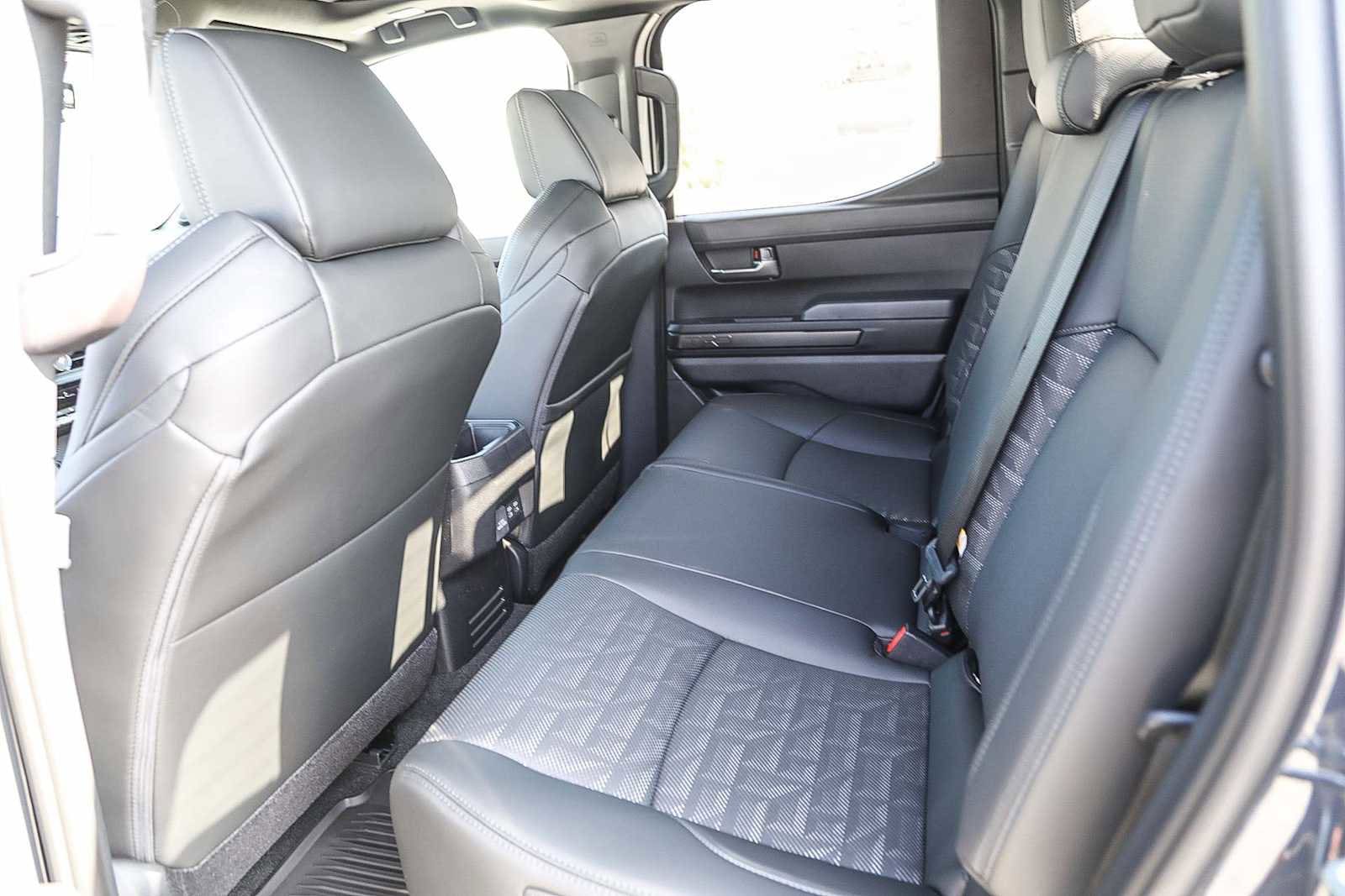 Thumbnail: 2025 Toyota Tacoma - 18