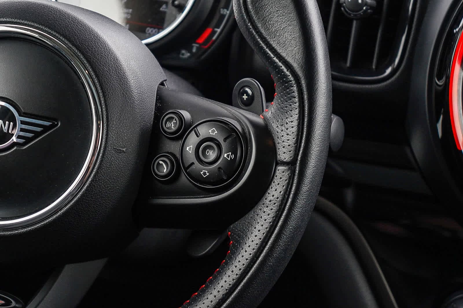 Thumbnail: 2019 MINI Cooper Countryman - 18