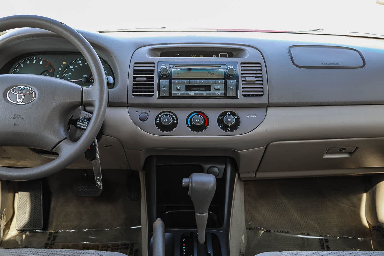 Thumbnail: 2004 Toyota Camry - 13