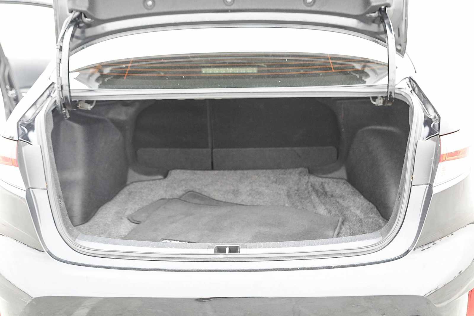 Thumbnail: 2024 Toyota Corolla - 25