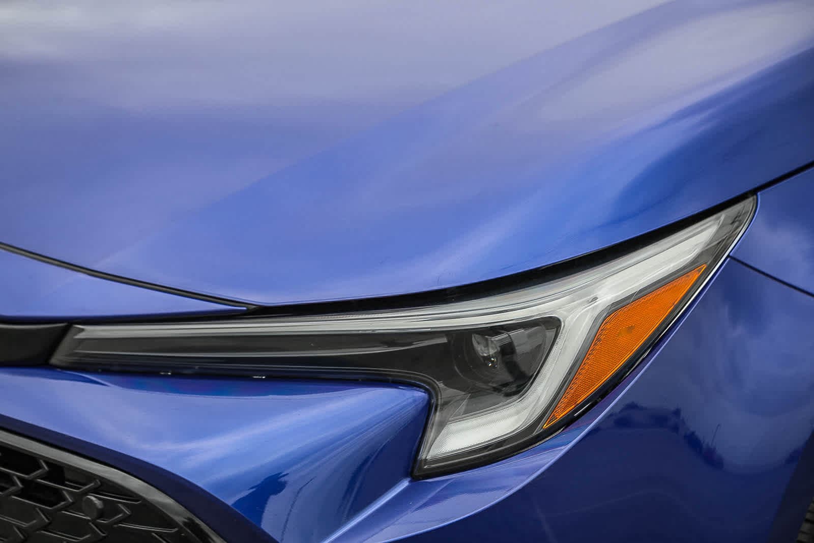 Thumbnail: 2023 Toyota Corolla - 9